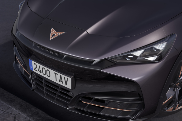 CUPRA boosts the Tavascan with a major line‑up upgrade: new variant, enhanced interior and next‑generation tech