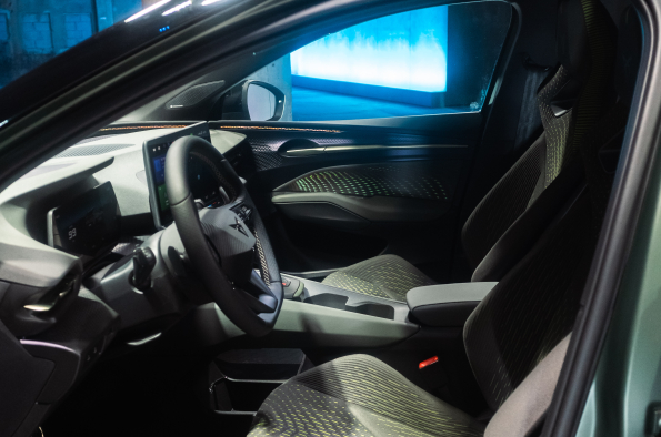 CUPRA Raval