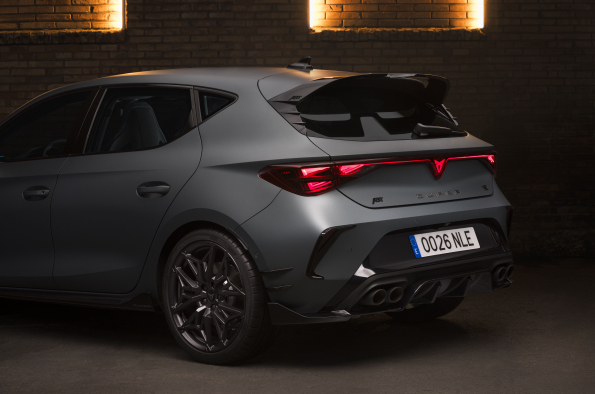 CUPRA unveils CUSTOM CUPRA by ABT for Formentor and Leon